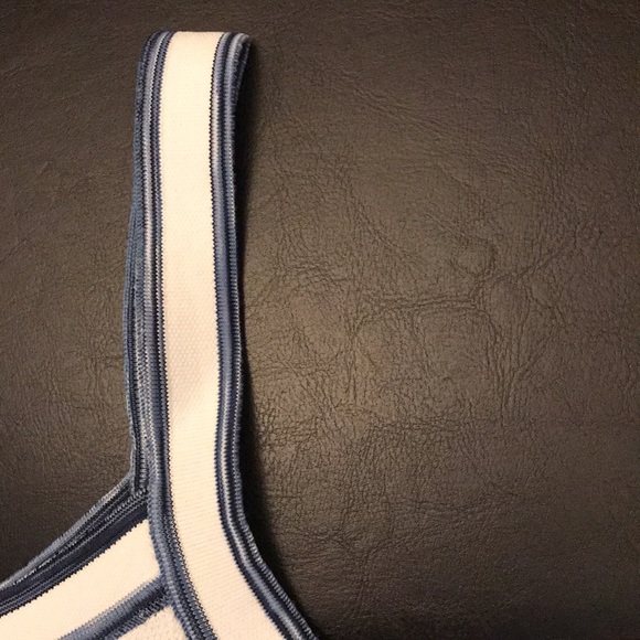 Bcbg stretch top - Picture 8 of 9